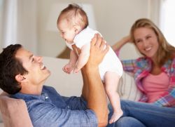 Как отучить ребенка от рук?